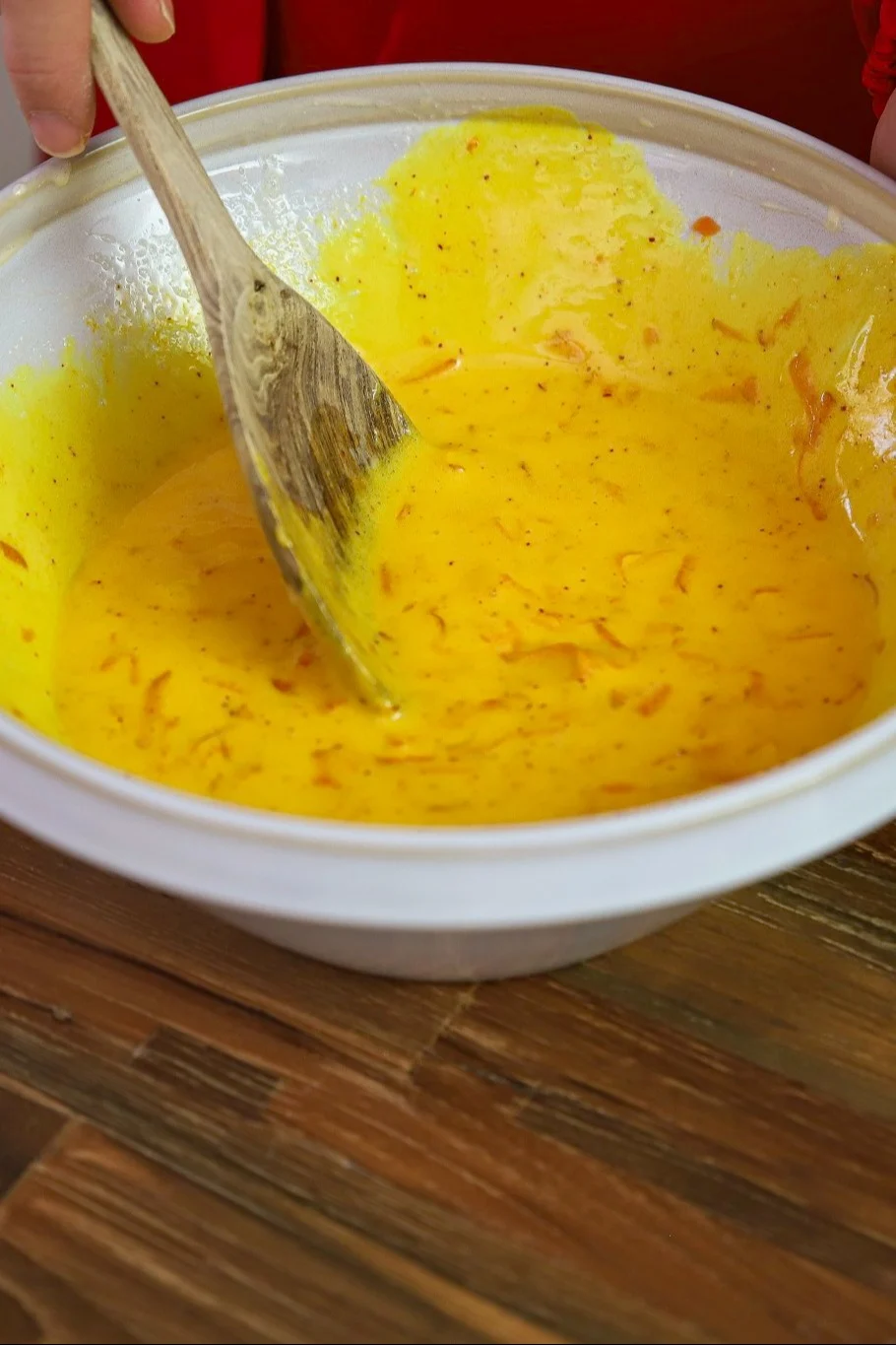 Weihnachtsrezepte  von Baka med Frida: Verrühren Sie alle Zutaten in einer Schüssel zu einem glatten Teig.