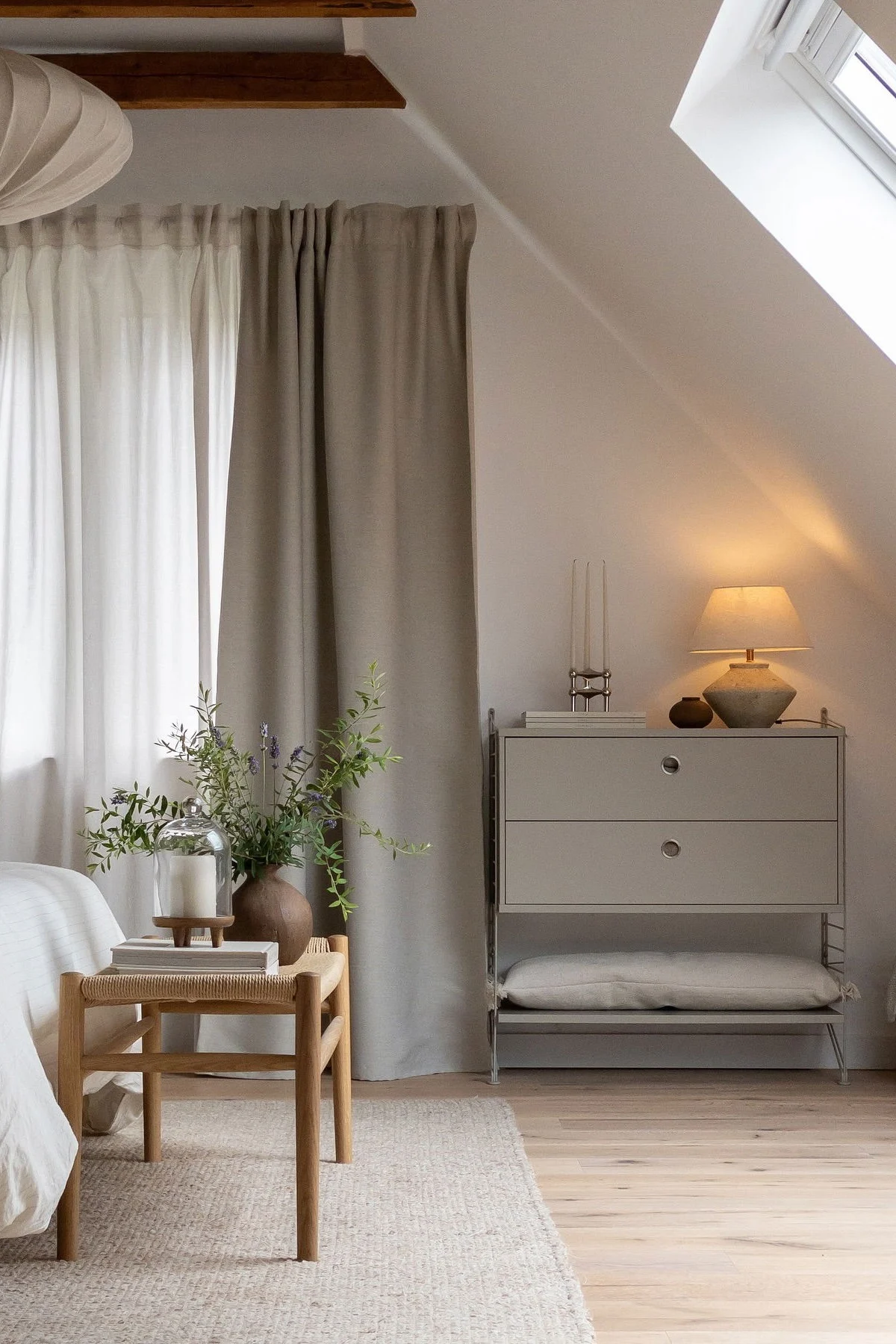 Ordnung ist im Feng Shui wichtig. @haustannenkamp entschied sich für einen gut organisierten String-Wandschrank.