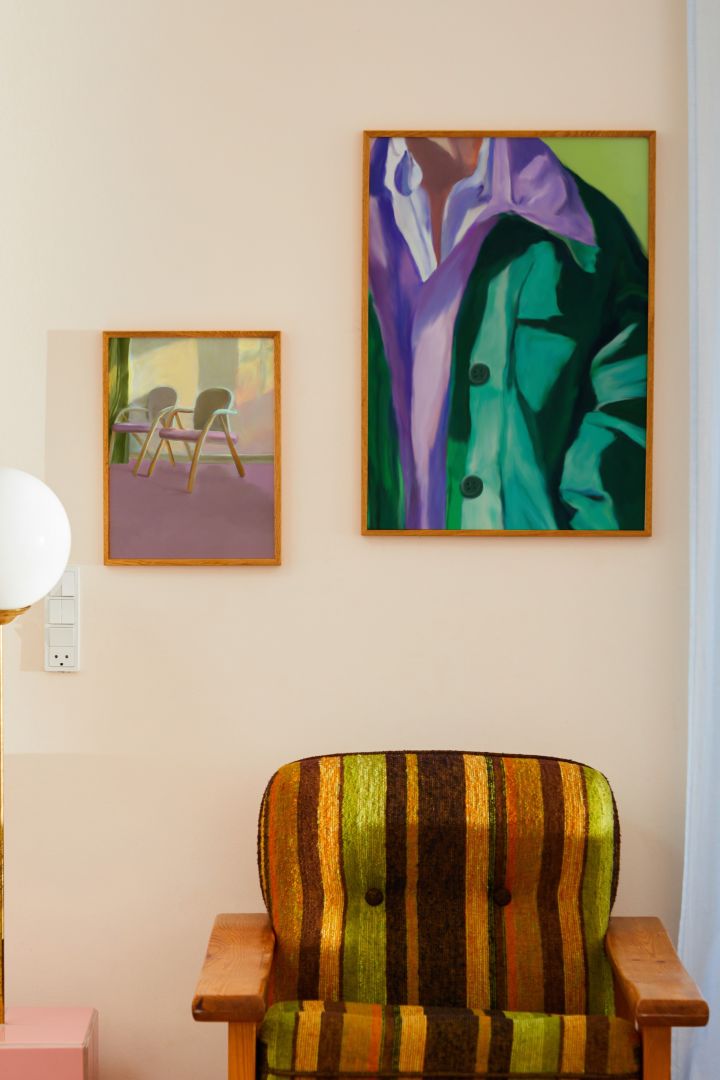Erhellen Sie Ihr Zuhause mit den Postern von Paper Collective mit Retro-Motiven in bunten Lila- und Grüntönen. 
