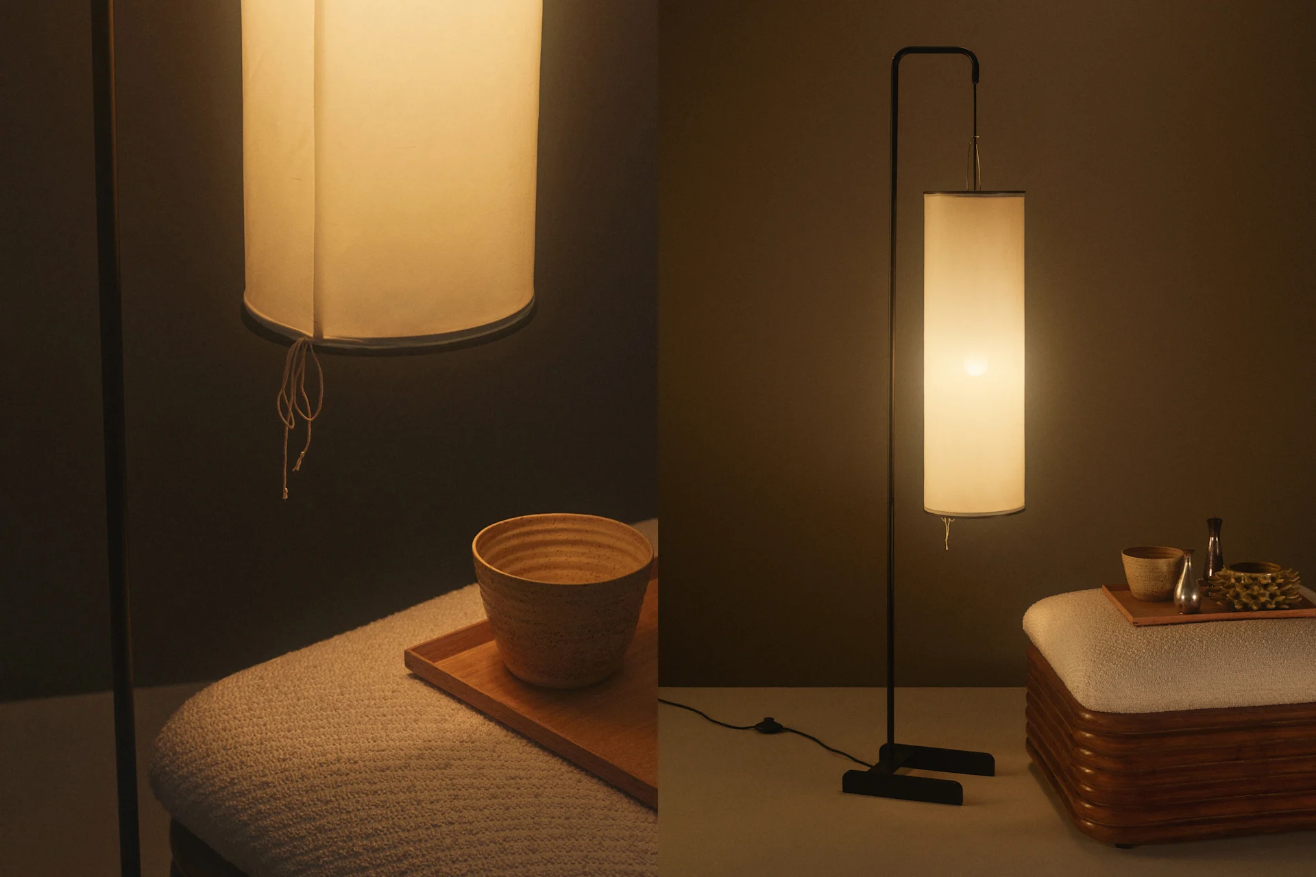 Zwei warm beleuchtete Stehlampen mit Stoffschirmen, dazu ein strukturierter Ottoman mit Holztabletts und Dekoschalen.