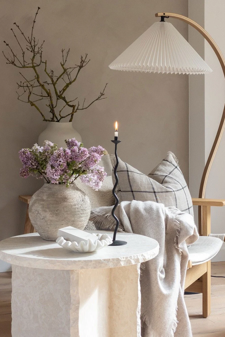 Couchtisch-Deko – Ideen für stilvolle Tischdeko im Wohnzimmer