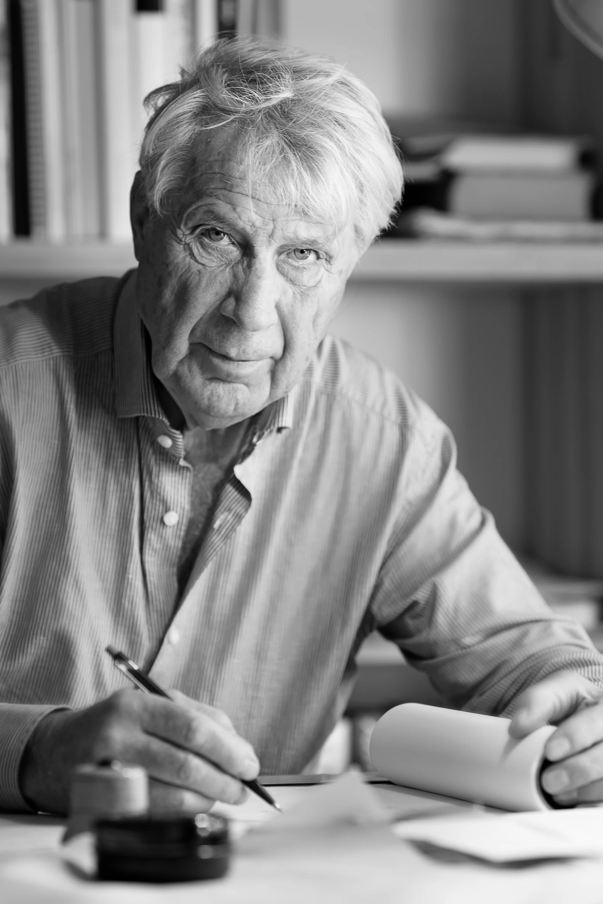 Gärsnäs: Das Bild zeigt Åke Axelsson, einen Designer und Architekten, der während eines Großteils seiner Karriere mit Gärsnäs zusammenarbeitete.