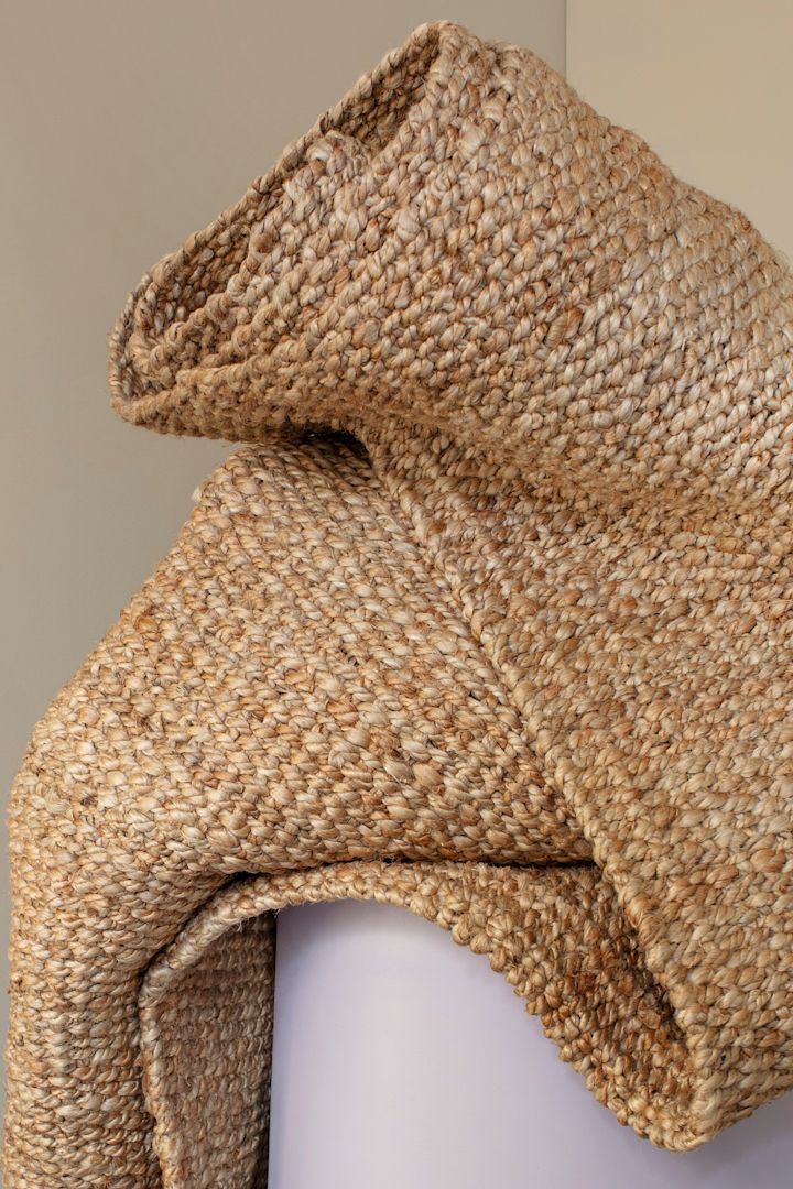 Der Freja Juteteppich nature von Dixie verleiht Ihrem Zuhause einen natürlichen Look.
