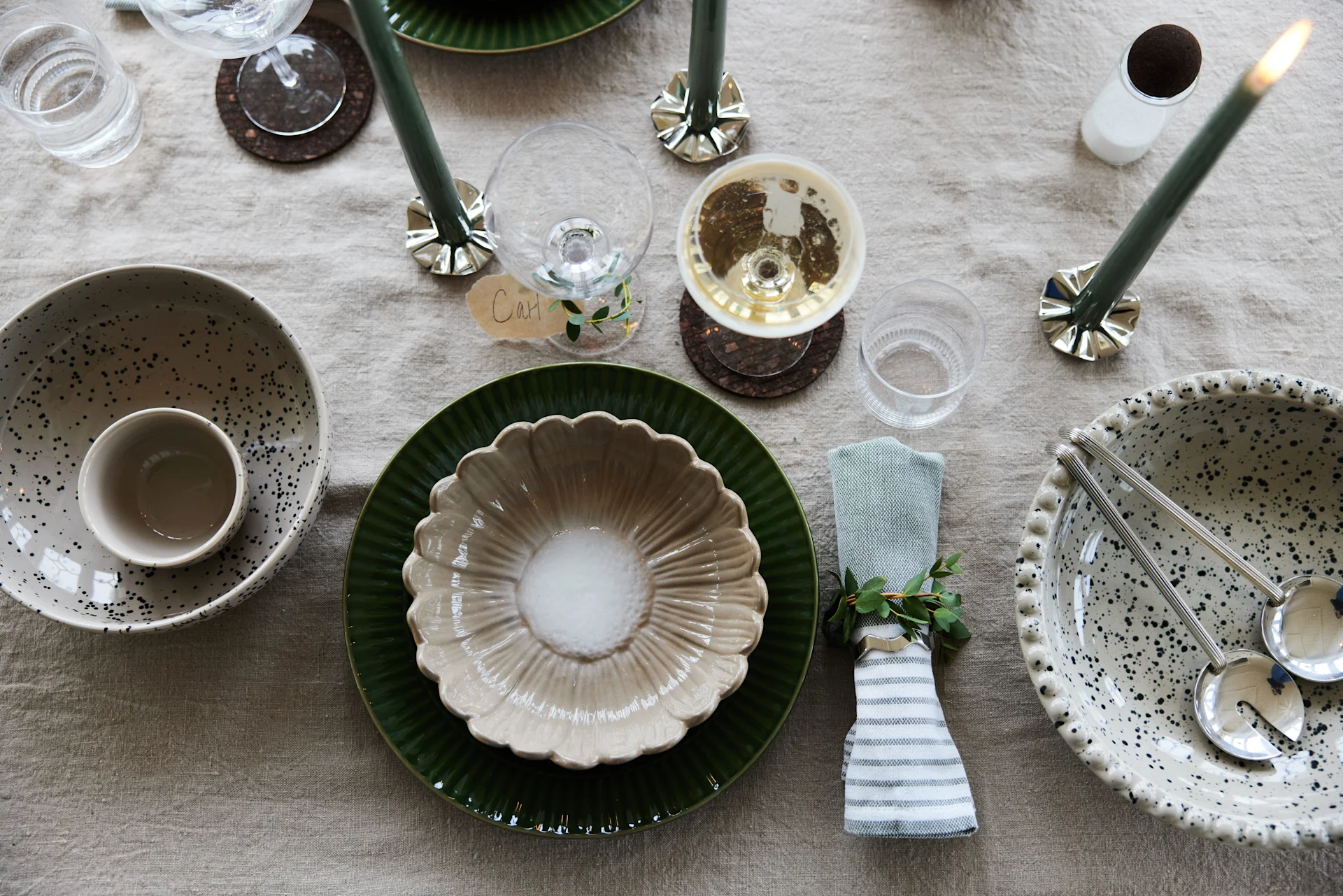 Mit Sagaform können Sie eine unkomplizierte, aber dennoch stimmungsvolle und romantische Tischdekoration schaffen.