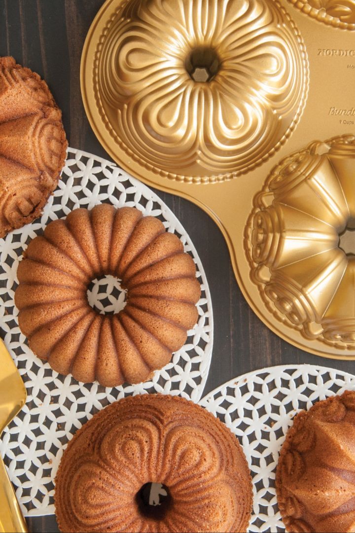 Die Nordic Ware Backform bietet süße weiche Kekse mit Motiven.