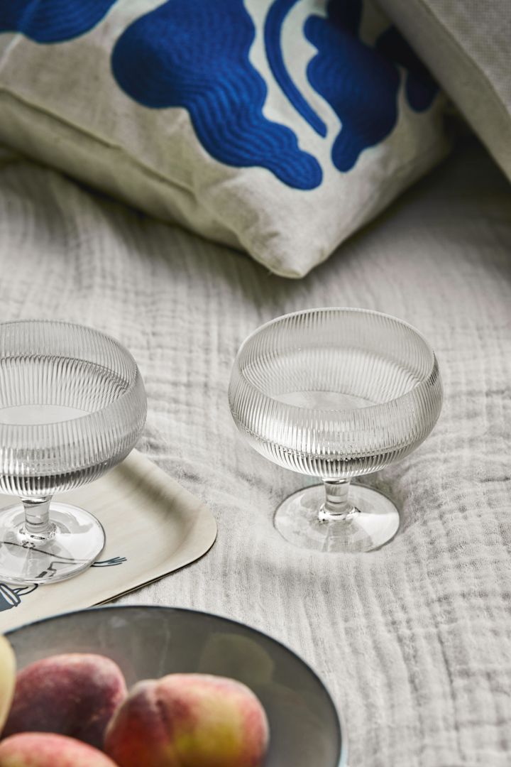 Perfekt fürs Picknick - die Billi-Kollektion von Sagaform besteht aus Plastikgeschirr und ist toll für Ausflüge.