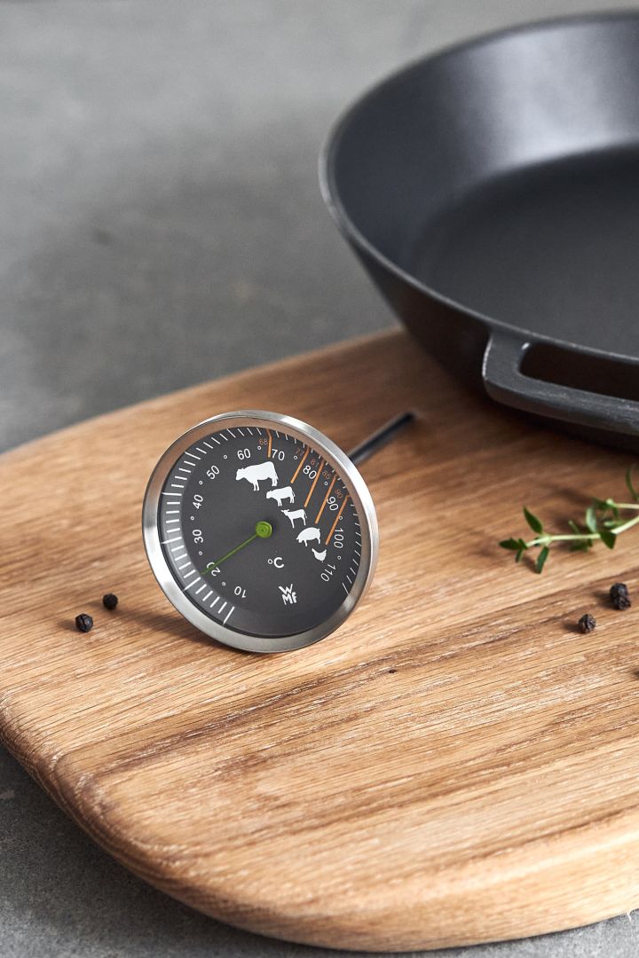 Mehr Freude am Kochen – hier sehen Sie das WMF Thermometer aus Edelstahl.