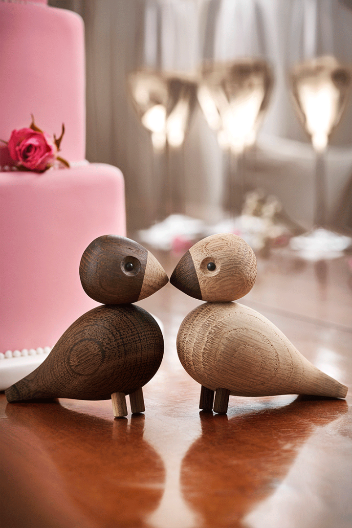 Kay Bojesen Lovebirds sind ein zeitloses und großartiges Hochzeitsgeschenk für Braut und Bräutigam. 