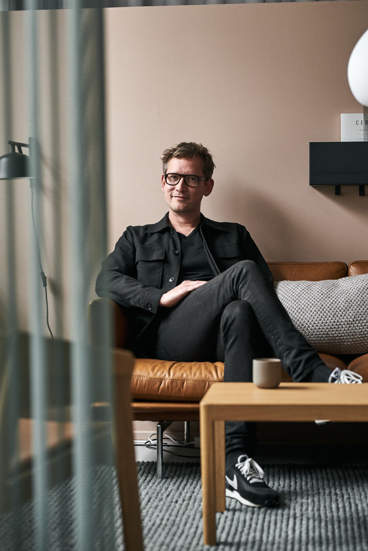Christian Grosen ist Designdirektor bei der dänischen Marke Muuto. 
