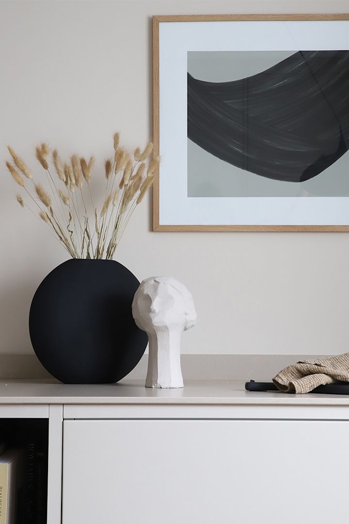 Olufemi sculpture und pastille vase von Cooee Design