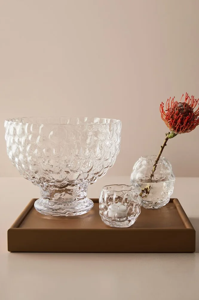 Ein gewölbtes Champagnerglas von Kosta Boda aus der Serie Chateau. 